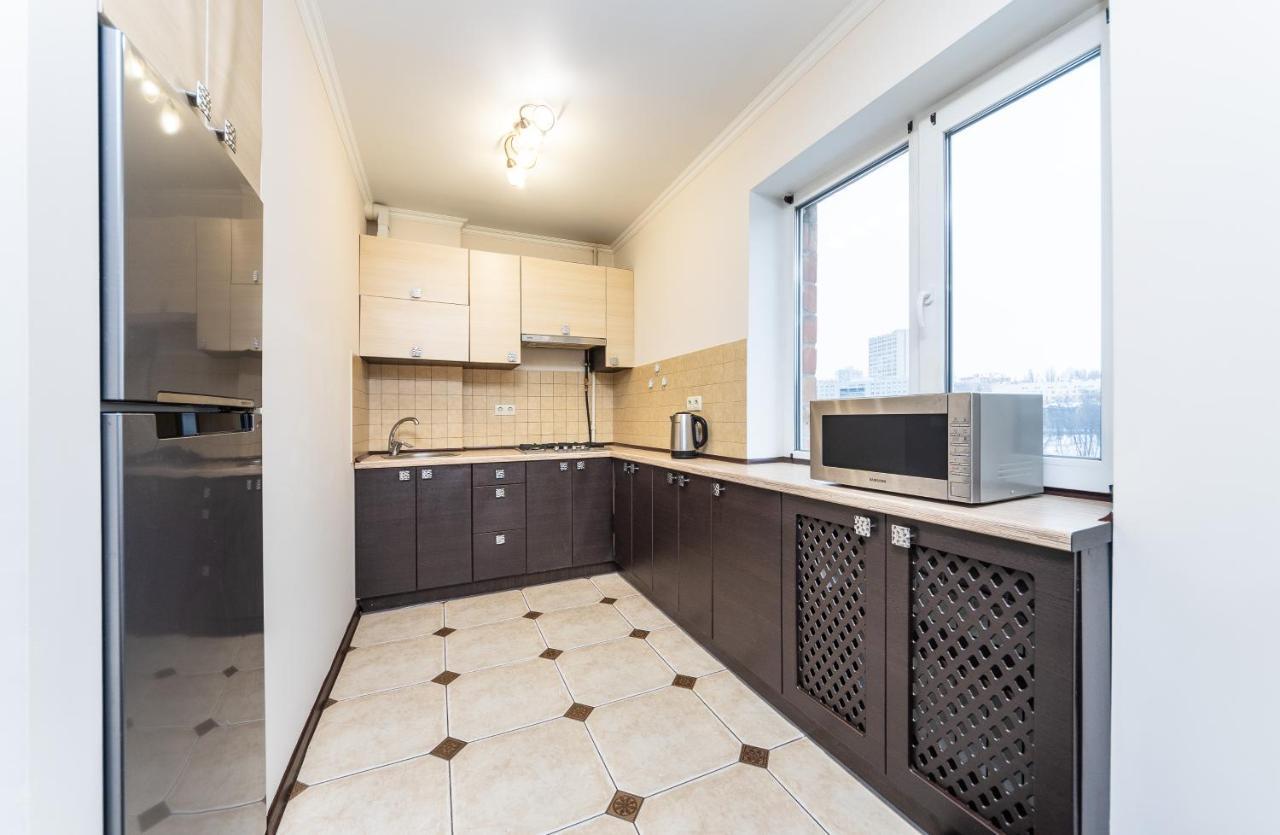 Luxrent Apartments On Lesi Ukrainki - Kiev Exteriér fotografie