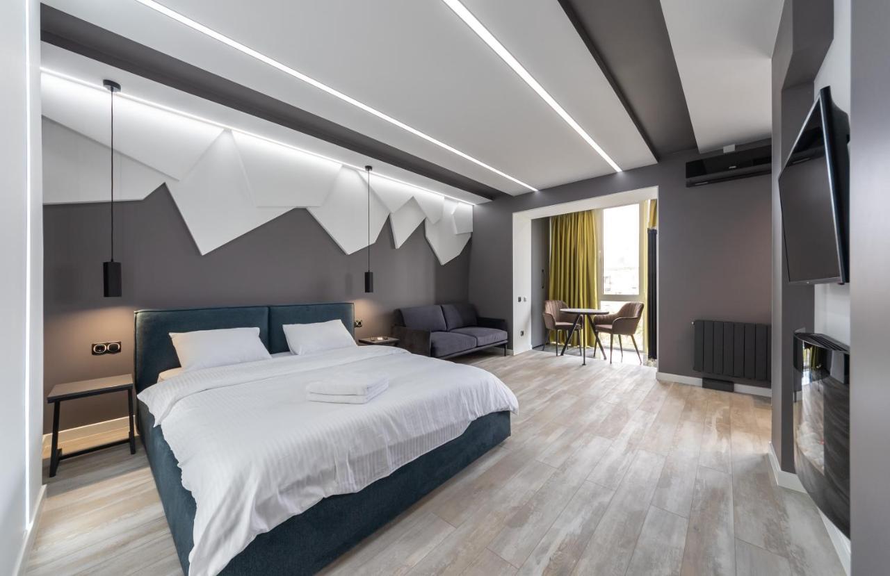 Luxrent Apartments On Lesi Ukrainki - Kiev Exteriér fotografie