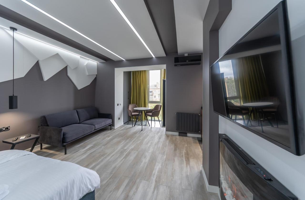 Luxrent Apartments On Lesi Ukrainki - Kiev Exteriér fotografie