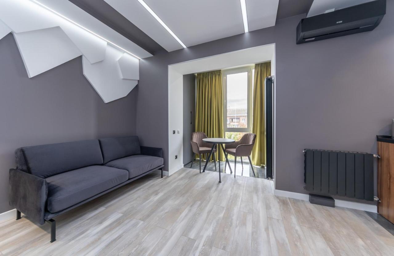 Luxrent Apartments On Lesi Ukrainki - Kiev Exteriér fotografie