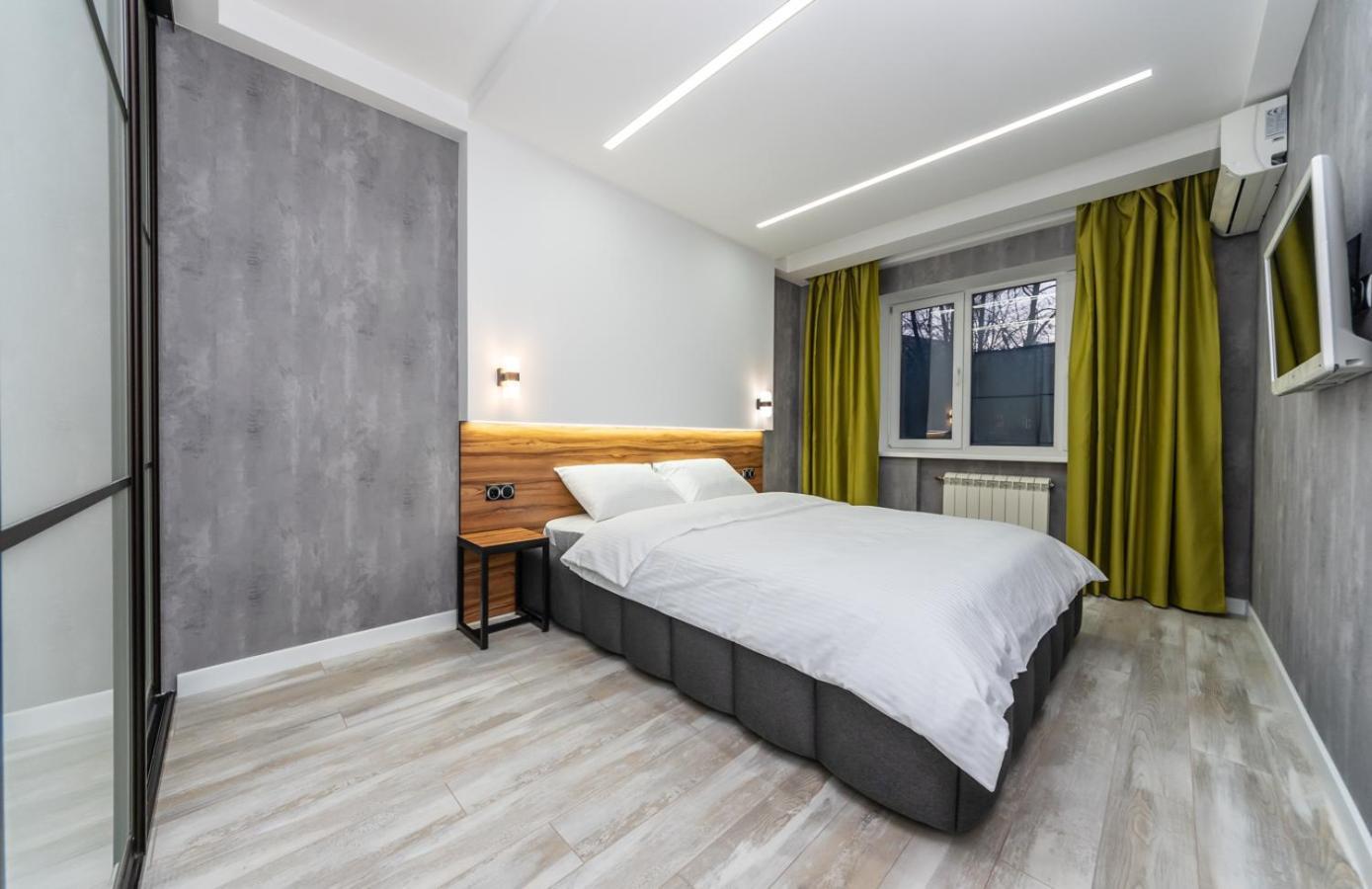 Luxrent Apartments On Lesi Ukrainki - Kiev Exteriér fotografie