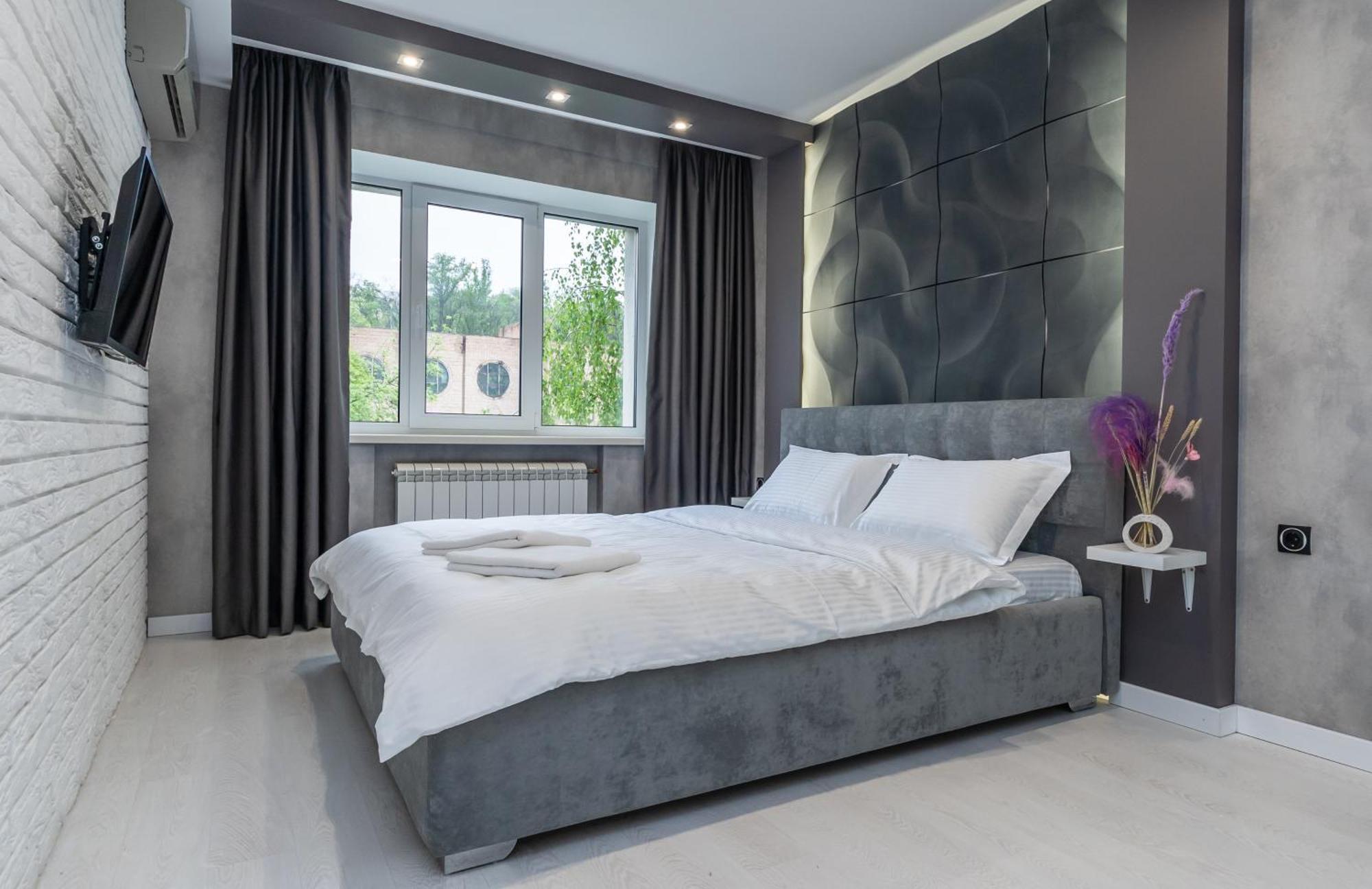 Luxrent Apartments On Lesi Ukrainki - Kiev Exteriér fotografie
