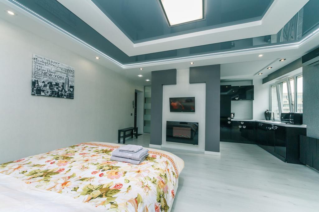 Luxrent Apartments On Lesi Ukrainki - Kiev Exteriér fotografie
